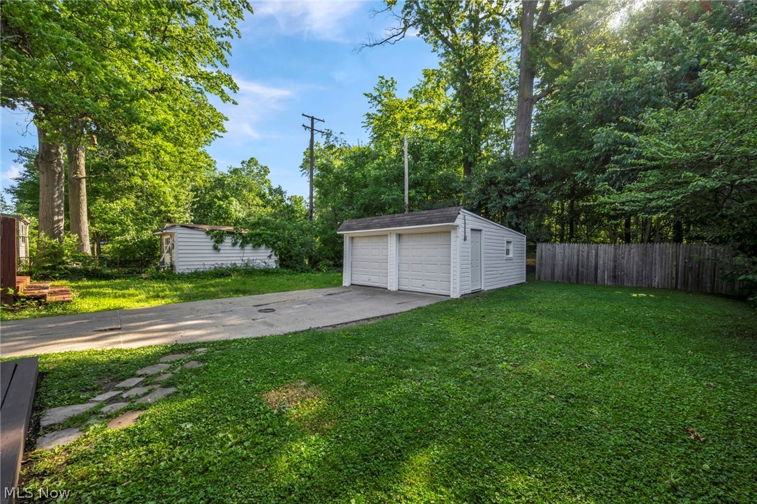 4141 W 157th Street Cleveland OH 44135