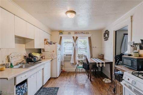 380 E 165th Street Cleveland OH 44110