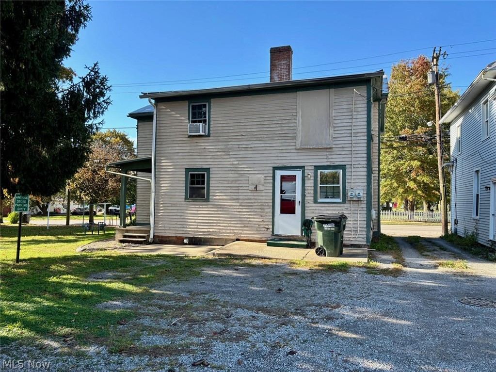 124 W Main Street Smithville OH 44677