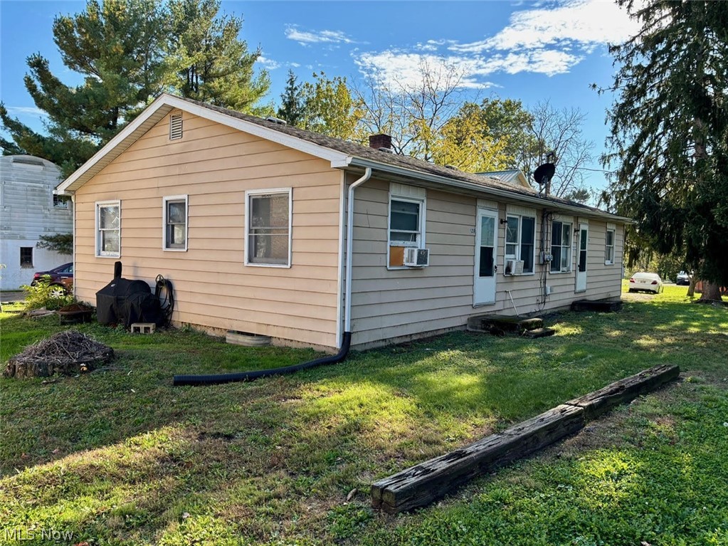 124 W Main Street Smithville OH 44677