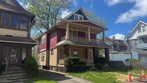 658 E 92 Street Cleveland OH 44108