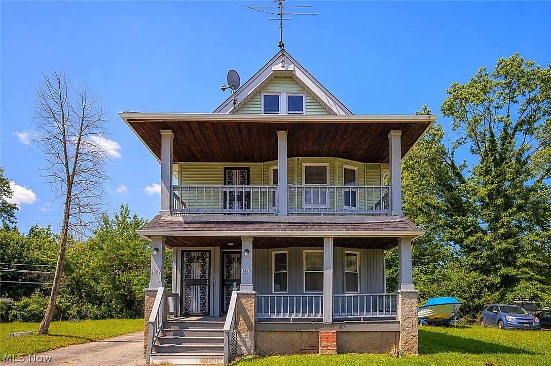 1320 E 142nd Street East Cleveland OH 44112