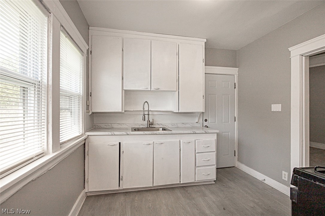 1320 E 142nd Street East Cleveland OH 44112