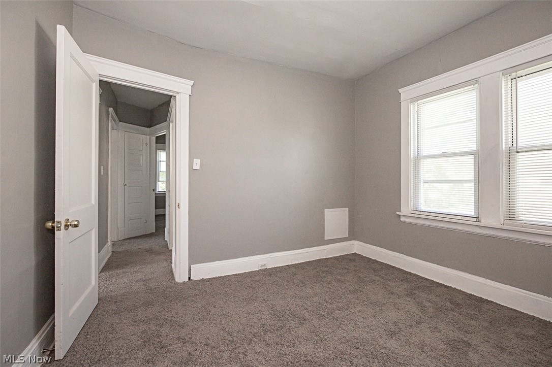 1320 E 142nd Street East Cleveland OH 44112