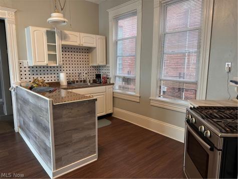 4912 Franklin Boulevard Cleveland OH 44102