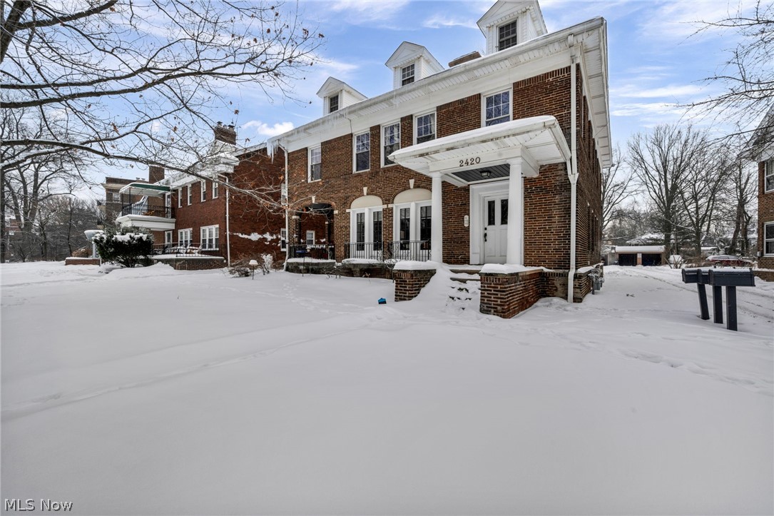 2420 Overlook Road Cleveland Heights OH 44106