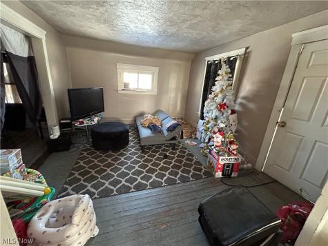 3548 W 63rd Street Cleveland OH 44102