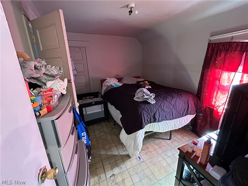 3548 W 63rd Street Cleveland OH 44102