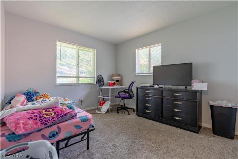 316 Pershing Avenue NW Massillon OH 44646