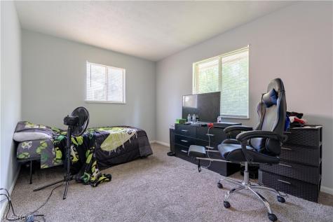 316 Pershing Avenue NW Massillon OH 44646