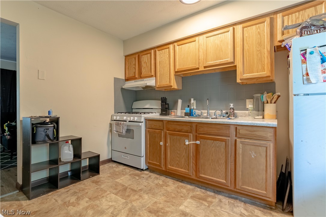 316 Pershing Avenue NW Massillon OH 44646