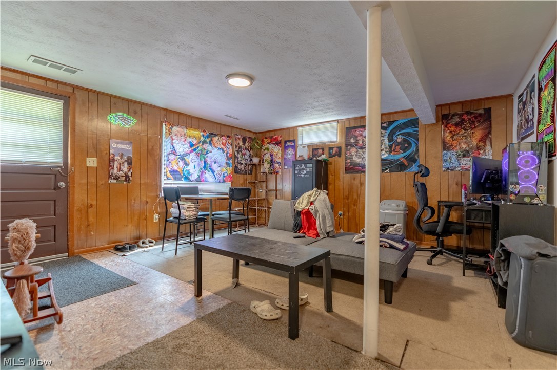 316 Pershing Avenue NW Massillon OH 44646