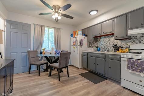 316 Pershing Avenue NW Massillon OH 44646