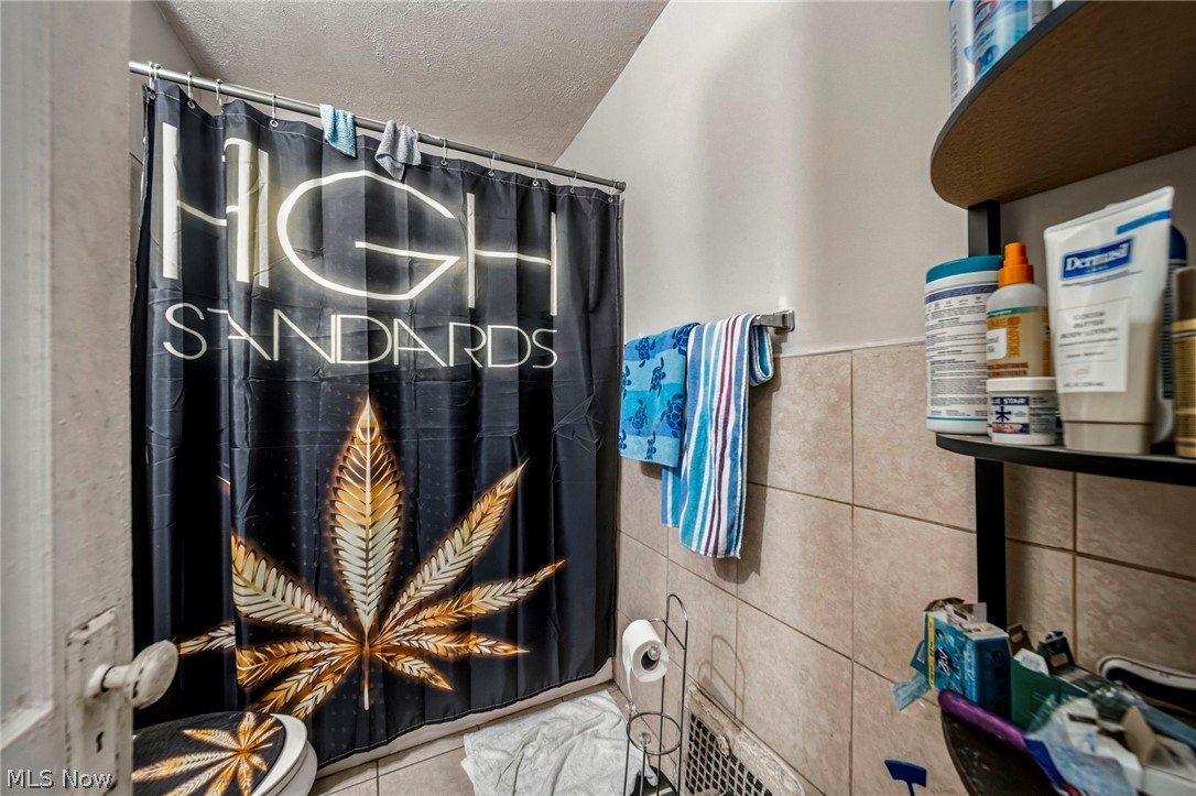 11724 Forest Avenue Cleveland OH 44120