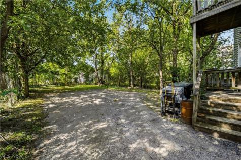 11724 Forest Avenue Cleveland OH 44120