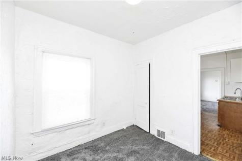 14104 Aspinwall Avenue Cleveland OH 44110