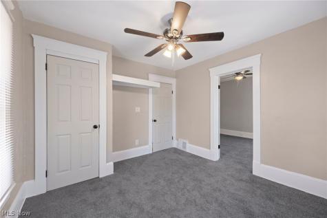 3911 Daisy Avenue Cleveland OH 44109