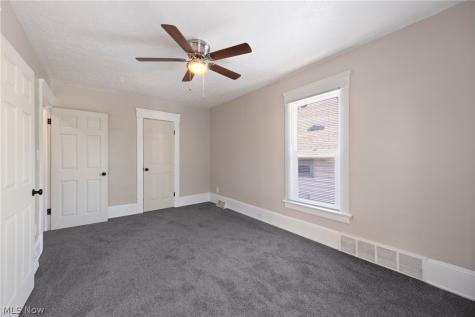 3911 Daisy Avenue Cleveland OH 44109