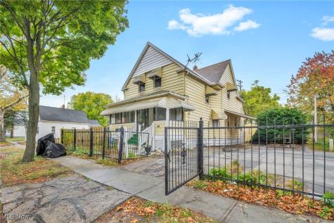 987 E 78th Street Cleveland OH 44103
