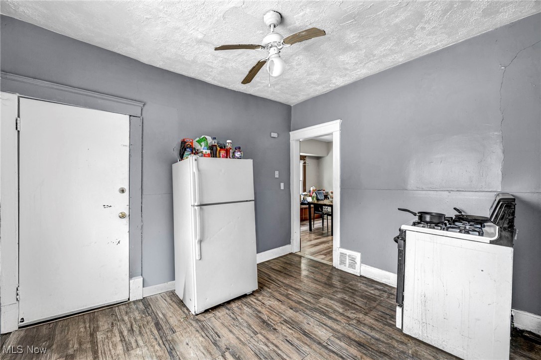 9616 Lamontier Avenue Cleveland OH 44104
