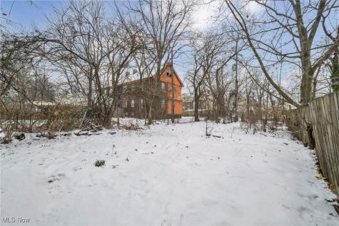 9616 Lamontier Avenue Cleveland OH 44104