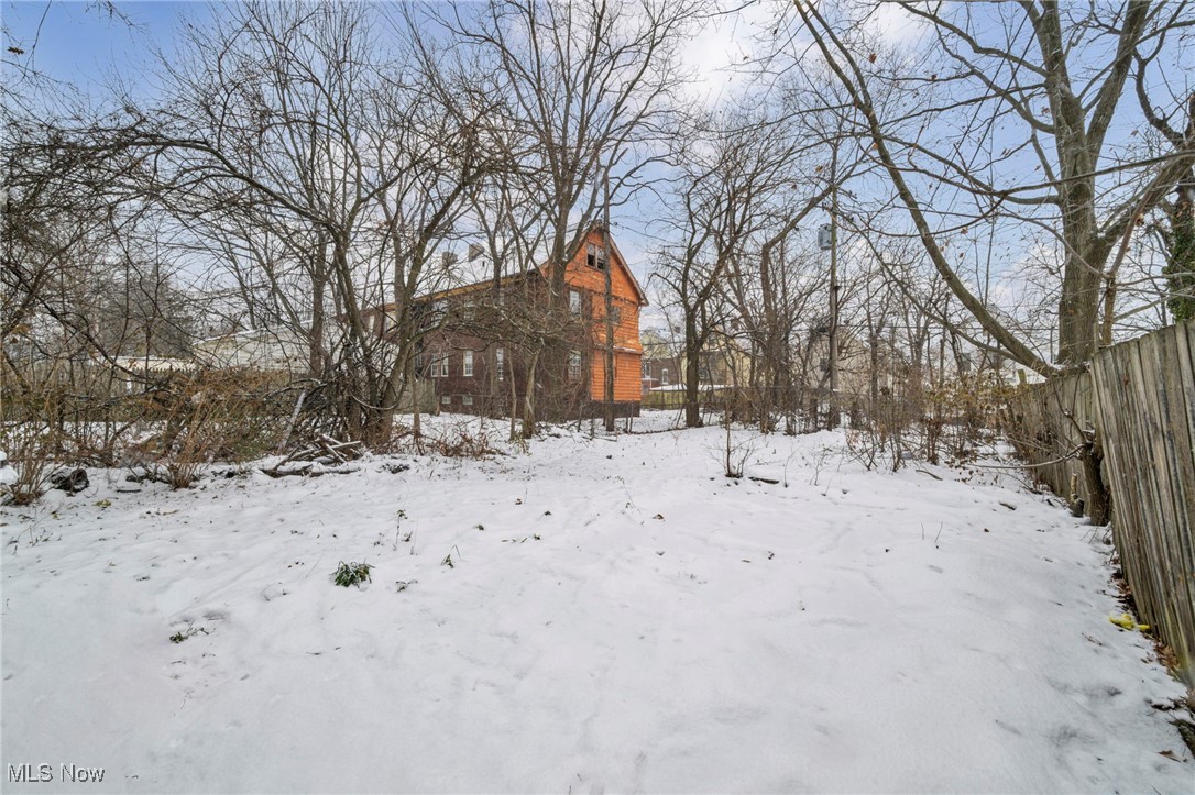 9616 Lamontier Avenue Cleveland OH 44104