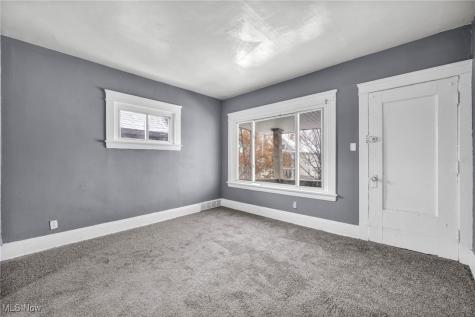 9616 Lamontier Avenue Cleveland OH 44104