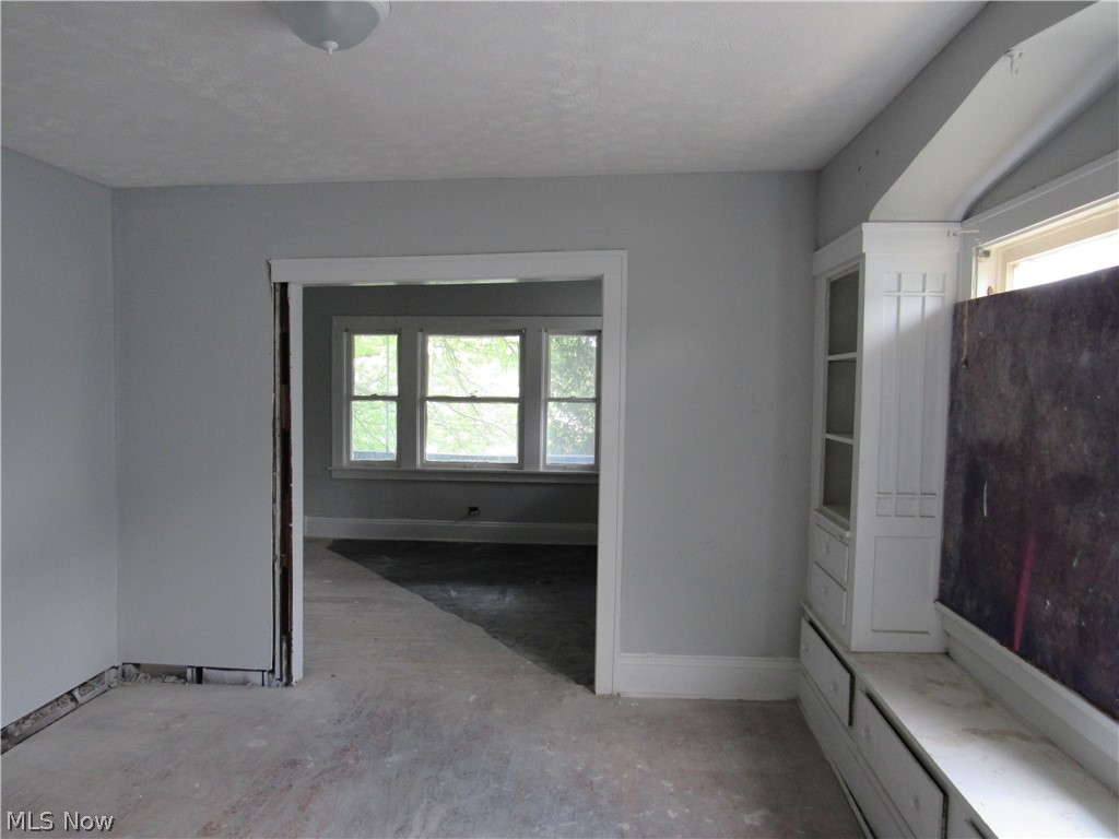 889 E 128th Street Cleveland OH 44108