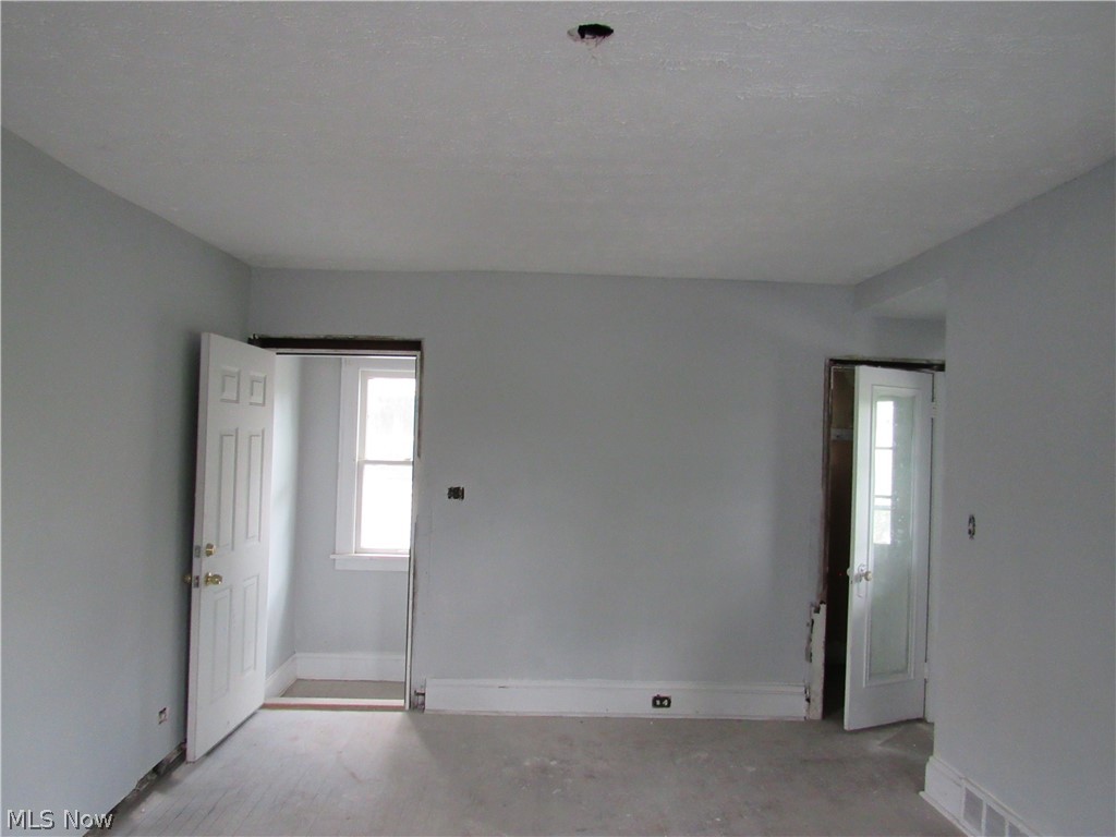 889 E 128th Street Cleveland OH 44108