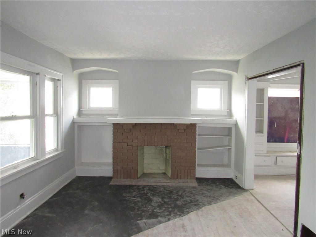 889 E 128th Street Cleveland OH 44108