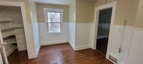 2314 Henninger Road Cleveland OH 44109