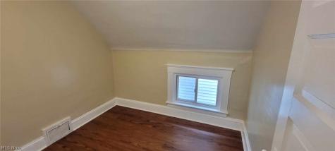 2314 Henninger Road Cleveland OH 44109
