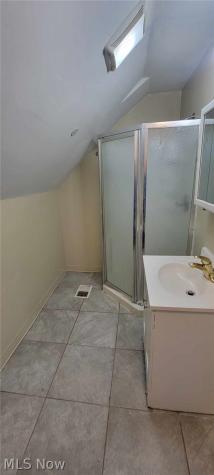 2314 Henninger Road Cleveland OH 44109