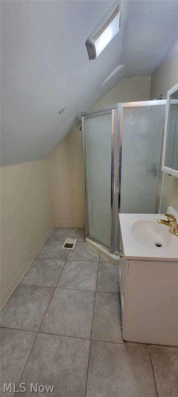 2314 Henninger Road Cleveland OH 44109