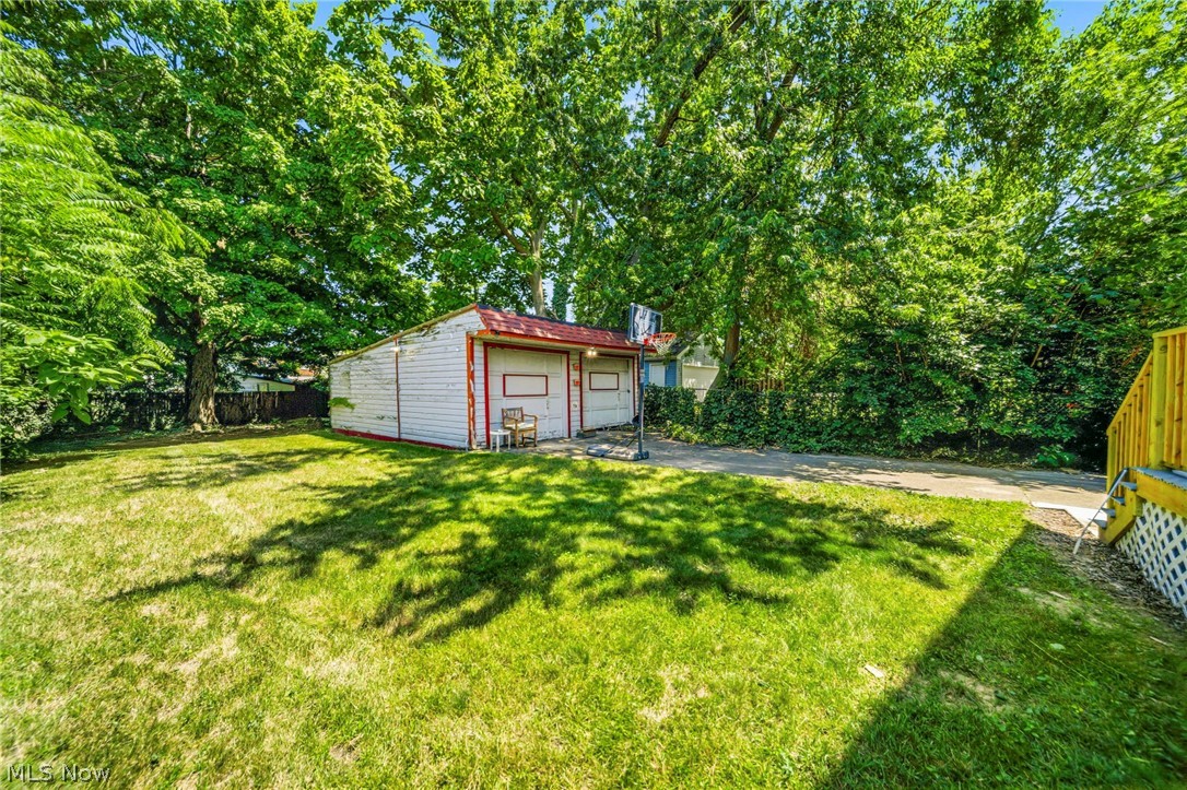 801 E 157 Street Cleveland OH 44110