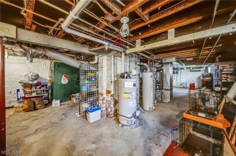 801 E 157 Street Cleveland OH 44110