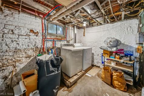 801 E 157 Street Cleveland OH 44110