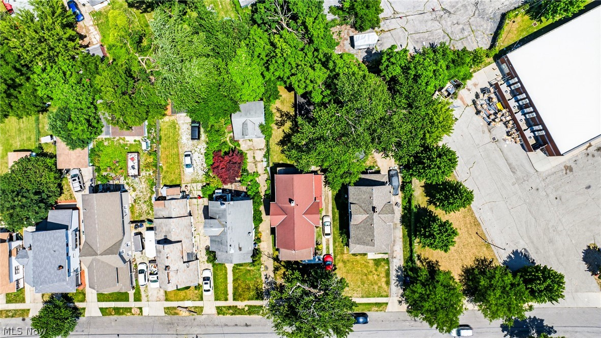 801 E 157 Street Cleveland OH 44110