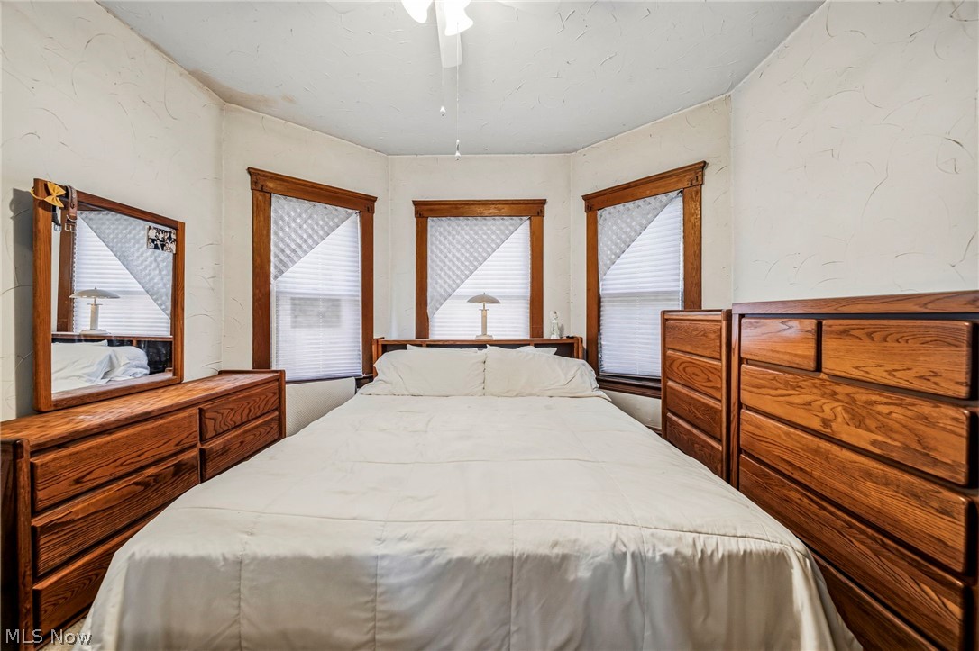 801 E 157 Street Cleveland OH 44110
