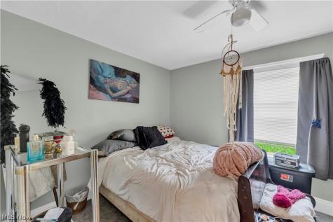 5007 Clark Avenue Cleveland OH 44102