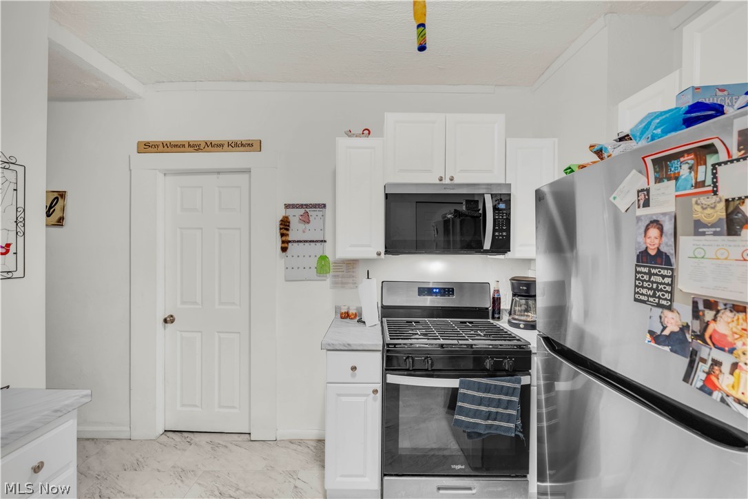 5007 Clark Avenue Cleveland OH 44102
