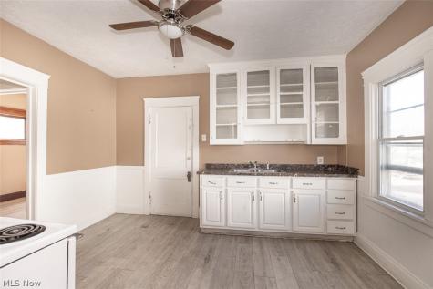 3976 E 71st Street Cleveland OH 44105