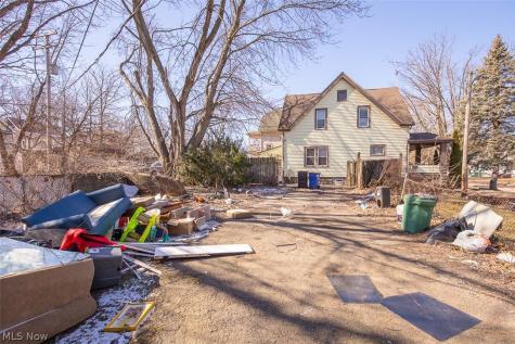 3976 E 71st Street Cleveland OH 44105