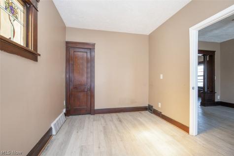 3976 E 71st Street Cleveland OH 44105