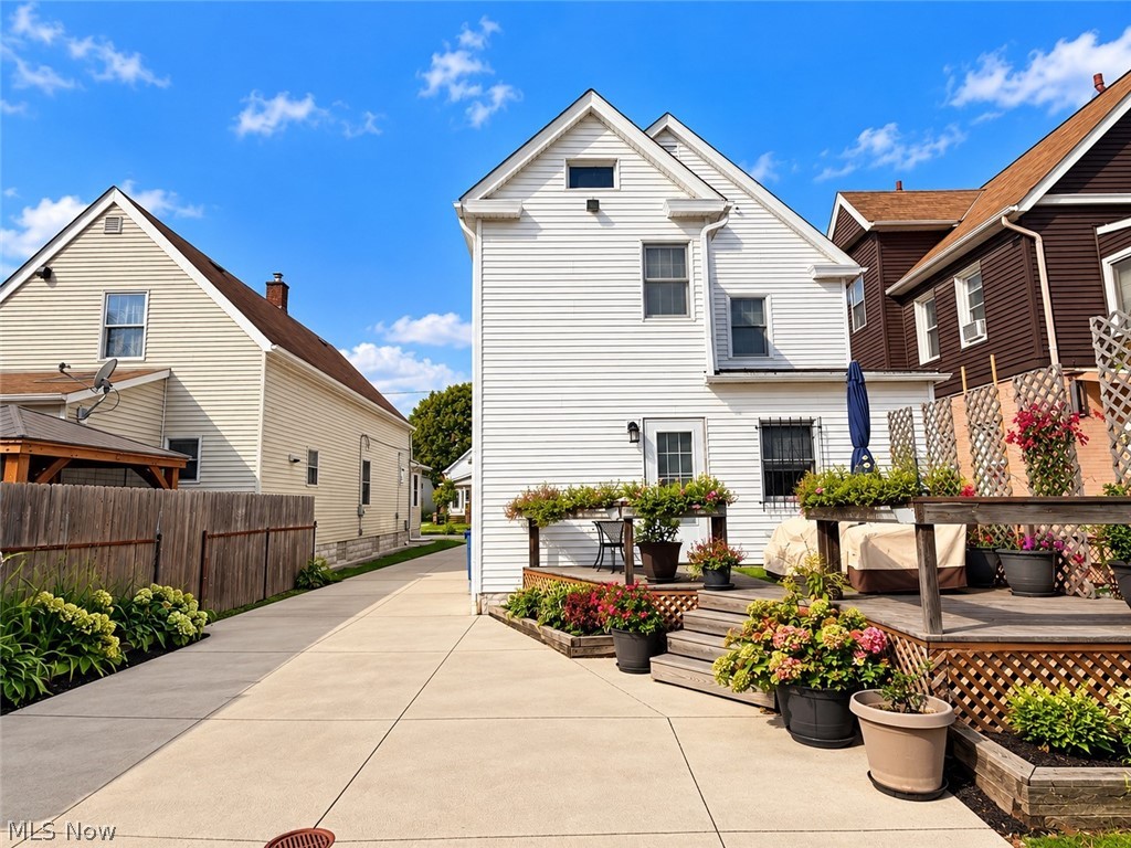 3643 W 48th Street Cleveland OH 44102