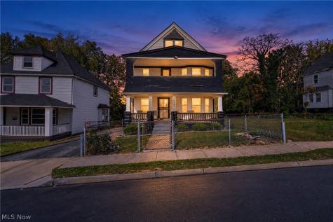 10407 Grandview Avenue Cleveland OH 44104