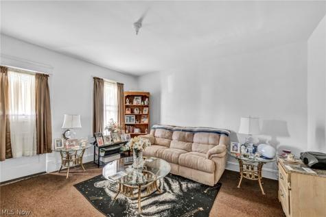 10407 Grandview Avenue Cleveland OH 44104