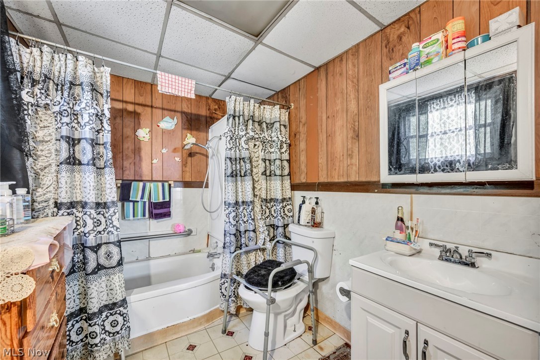 10407 Grandview Avenue Cleveland OH 44104