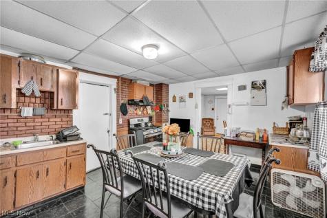 10407 Grandview Avenue Cleveland OH 44104