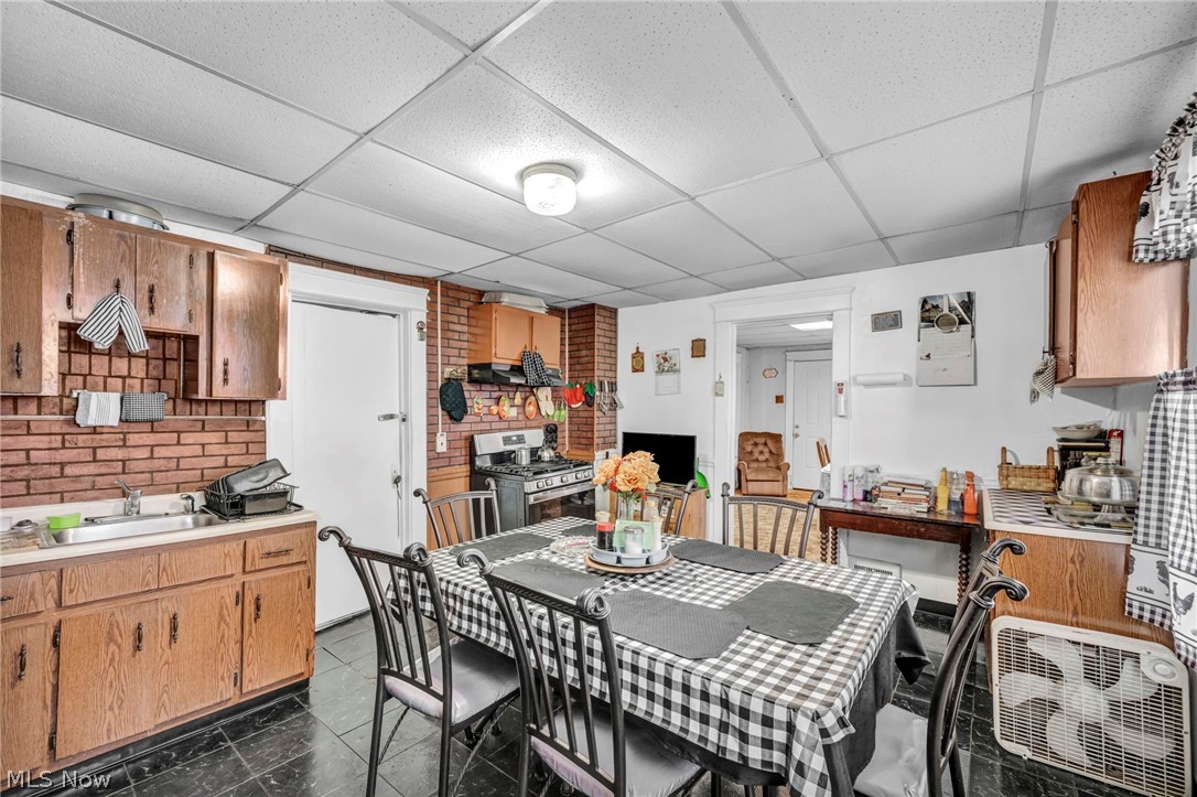 10407 Grandview Avenue Cleveland OH 44104